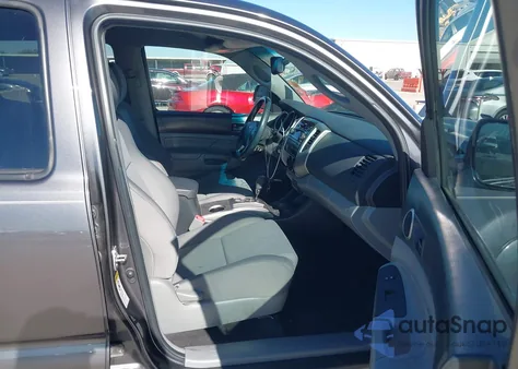 2012 Toyota Tacoma Prerunner V6 из США, поврежденный, VIN 5TFJU4GN0CX028202